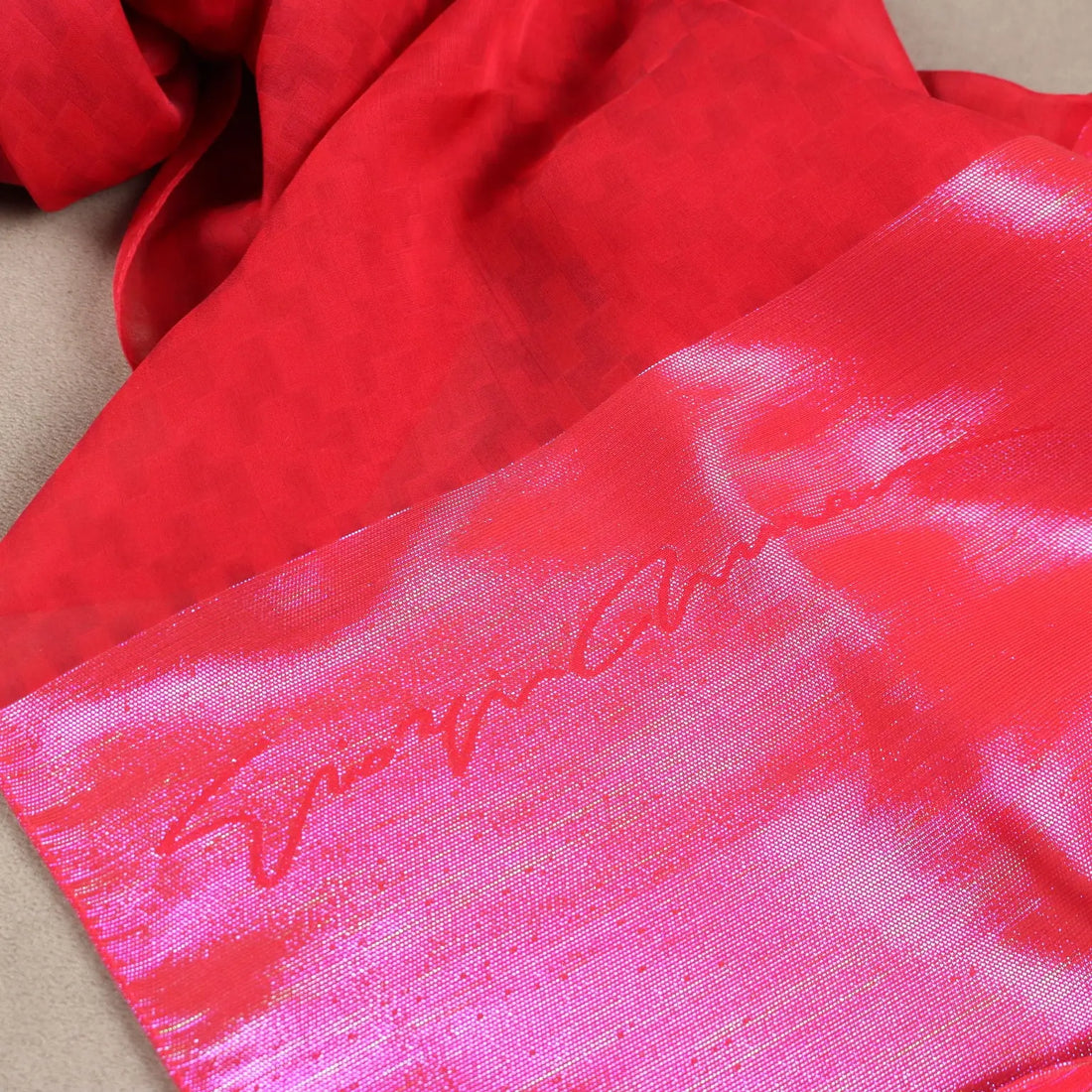 Giorgio Armani Stole Red Silk Iridescent Fabric Second Hand