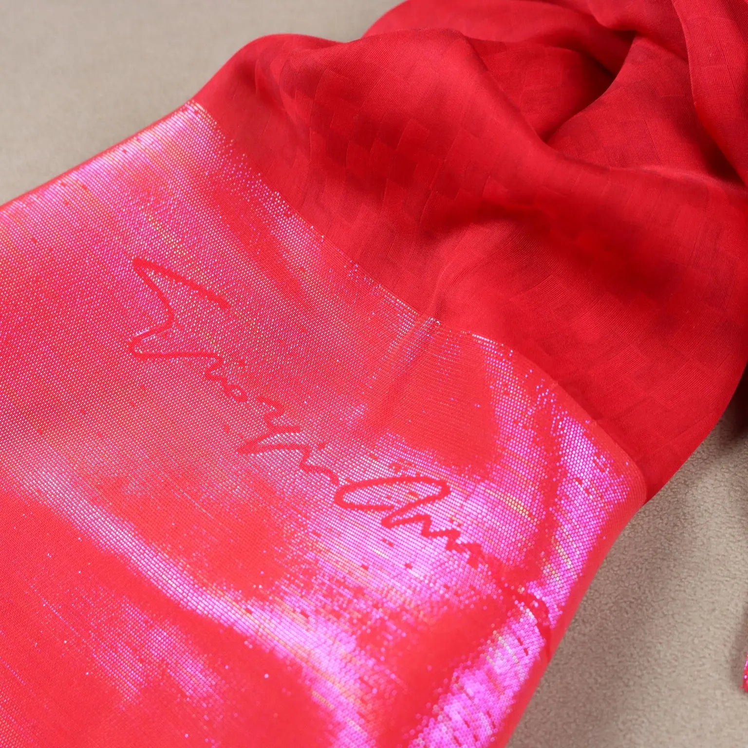 Giorgio Armani Stole Red Silk Iridescent Fabric Second Hand