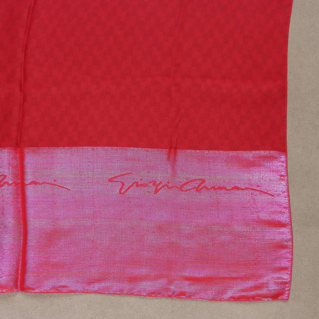 Giorgio Armani Stole Red Silk Iridescent Fabric Second Hand