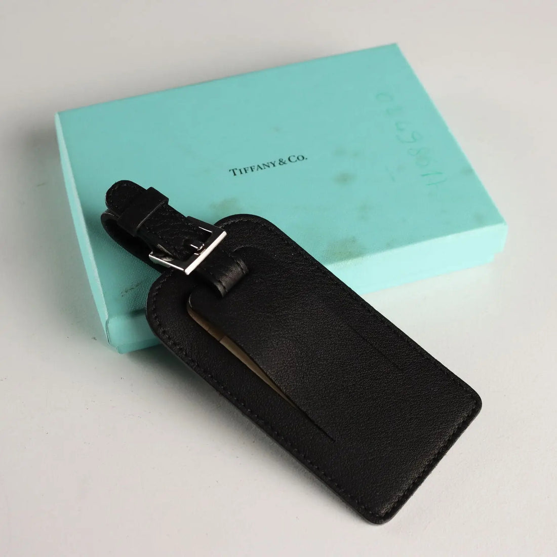 Tiffany & Co. Luggage Tag Genuine Leather Metal Second Hand - Genuine Leather | Clothing & House Linens | Second hand