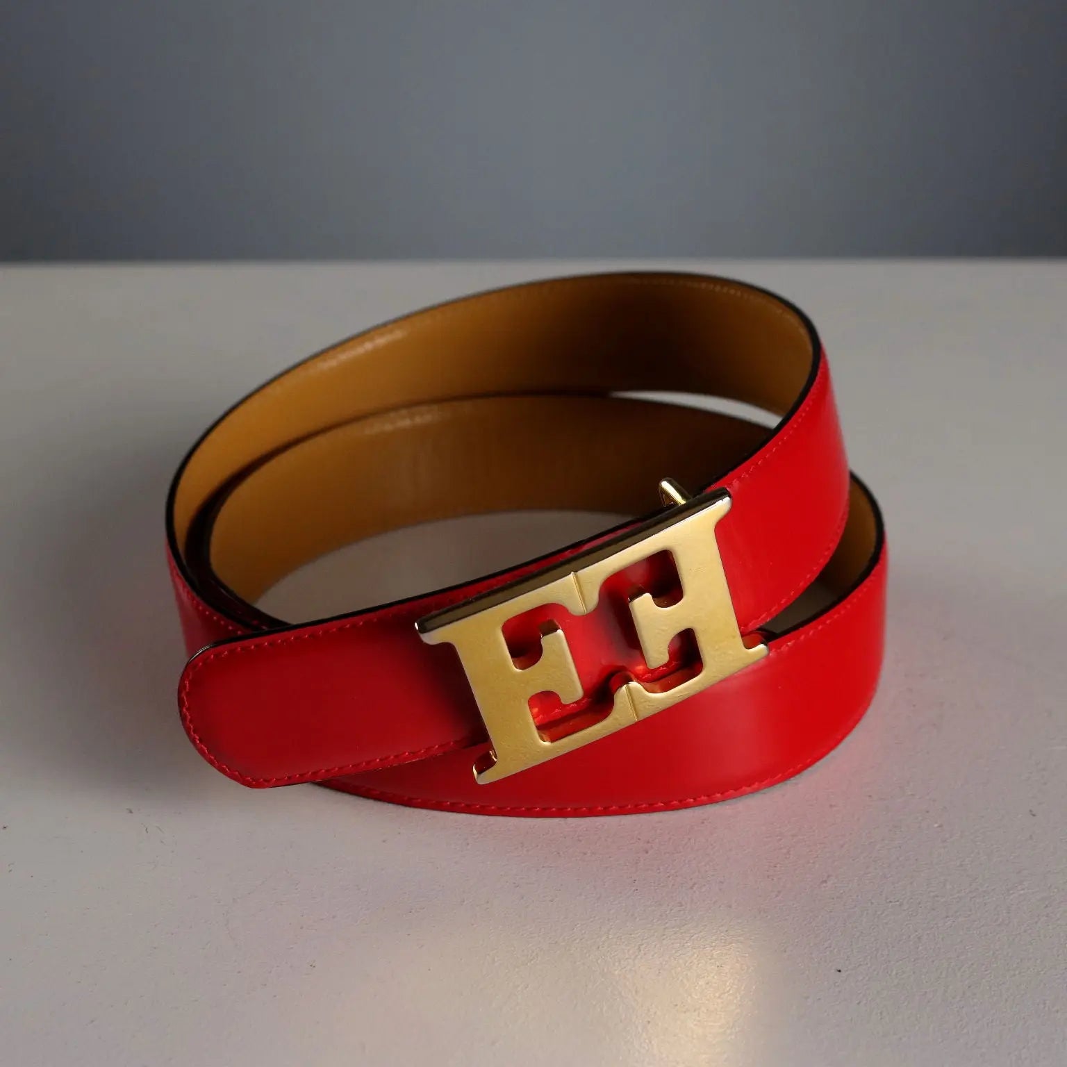 Escada Reversible Belt Genuine Leather Gilded Metal Second Hand