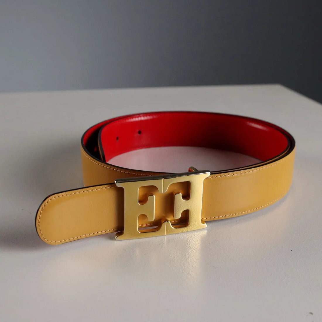 Escada Reversible Belt Genuine Leather Gilded Metal Second Hand