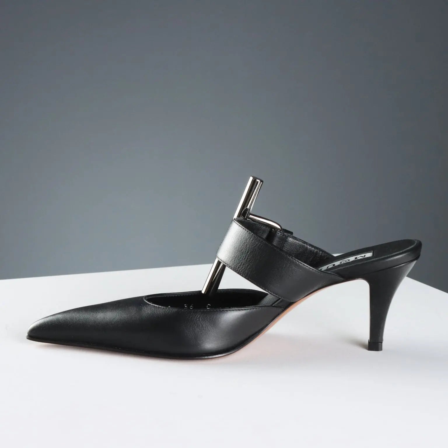 Alexander McQueen Mule Shoes Leather UK Size 3 Second Hand USA