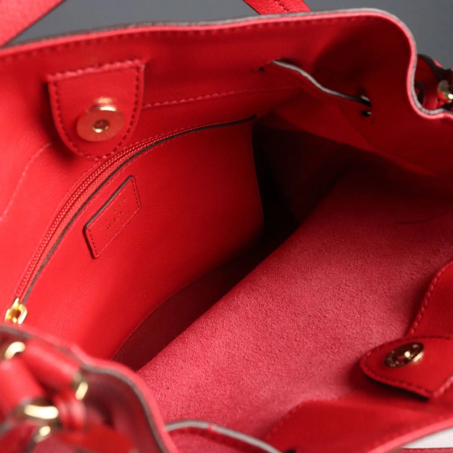 Ralph Lauren Bucket Bag Red Leather Gilded Details Second Hand