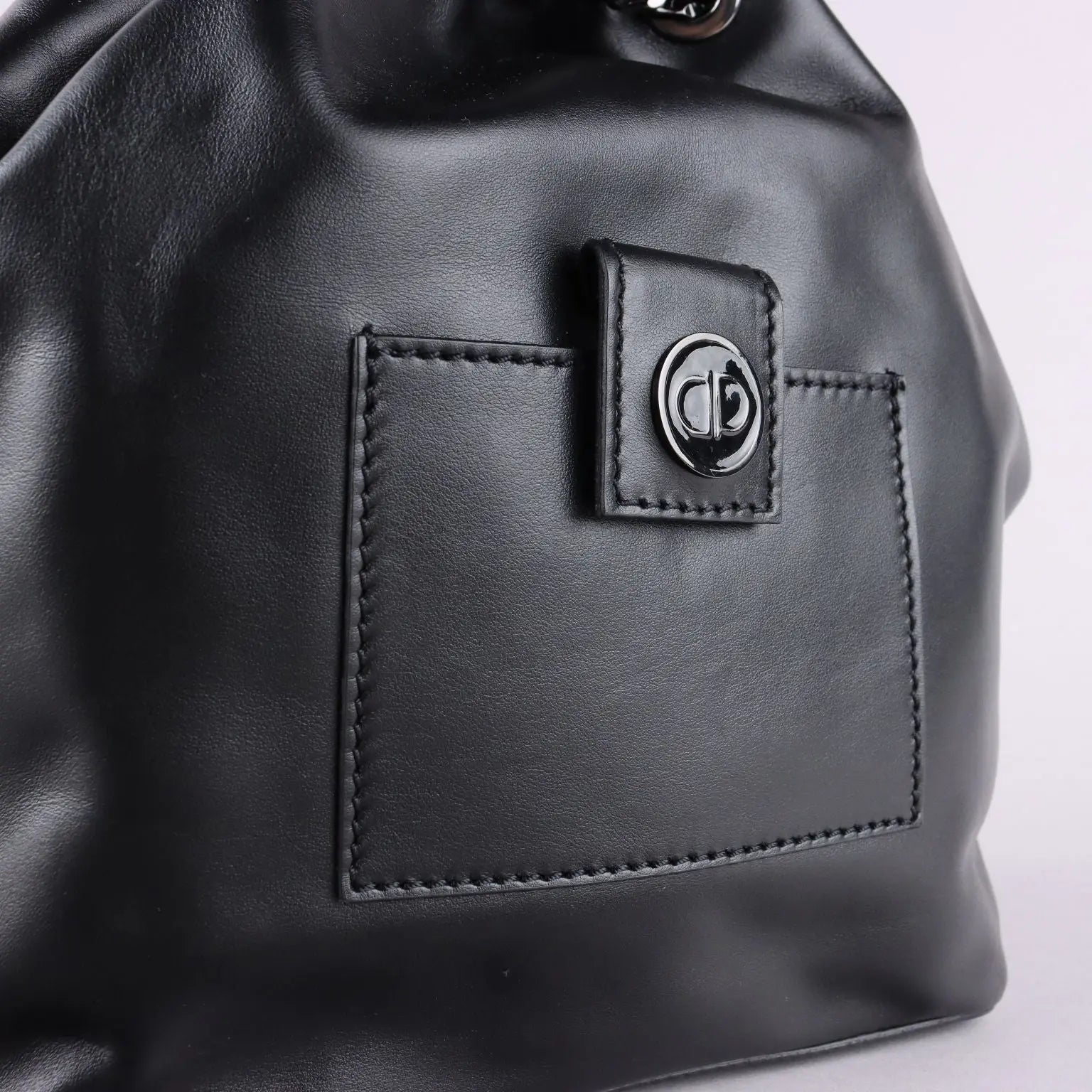 Priscilla Dinamo Backpack Second Hand Leather Italy - Genuine Leather | Clothing & House Linens | Second hand