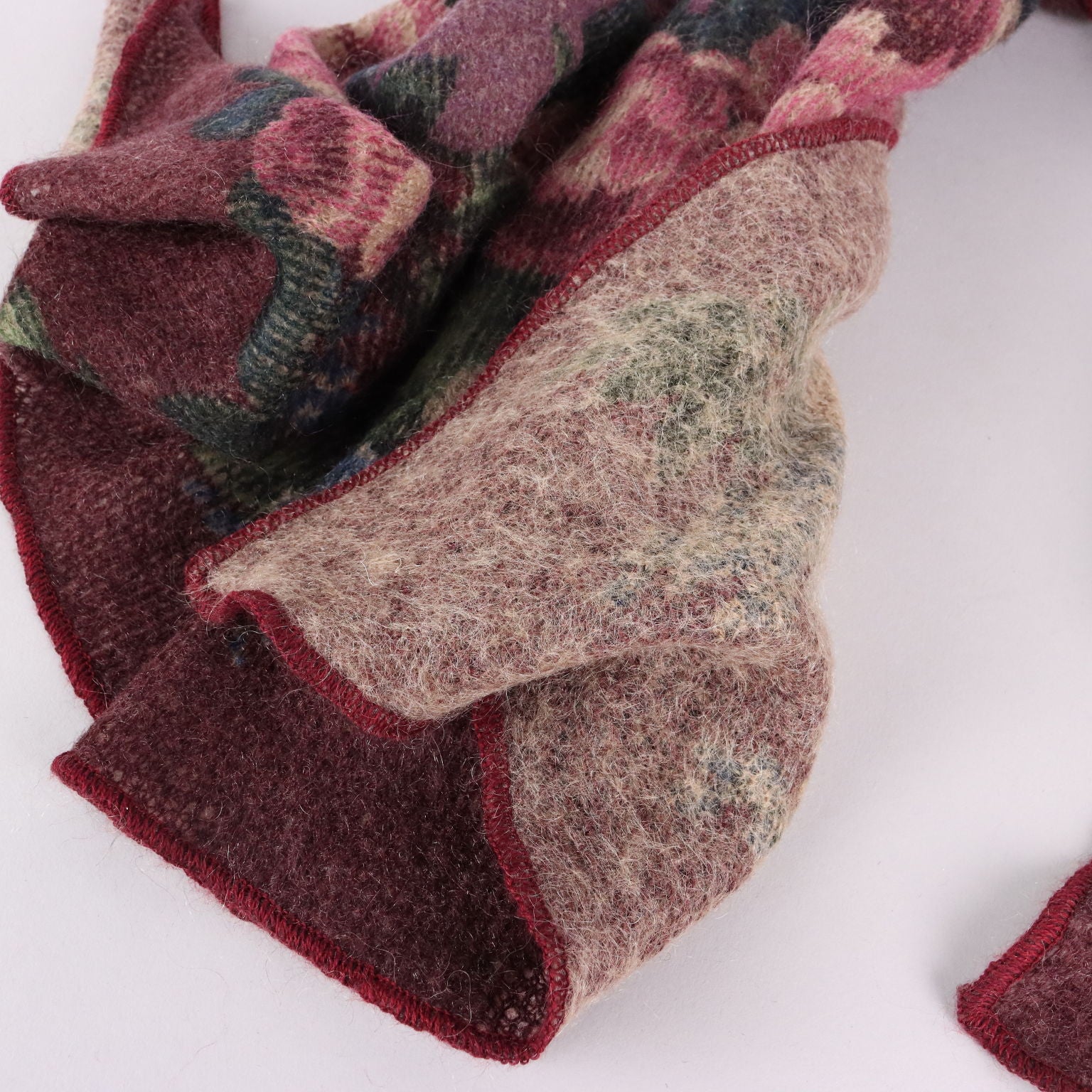  | Clothing & House Linens  Second hand