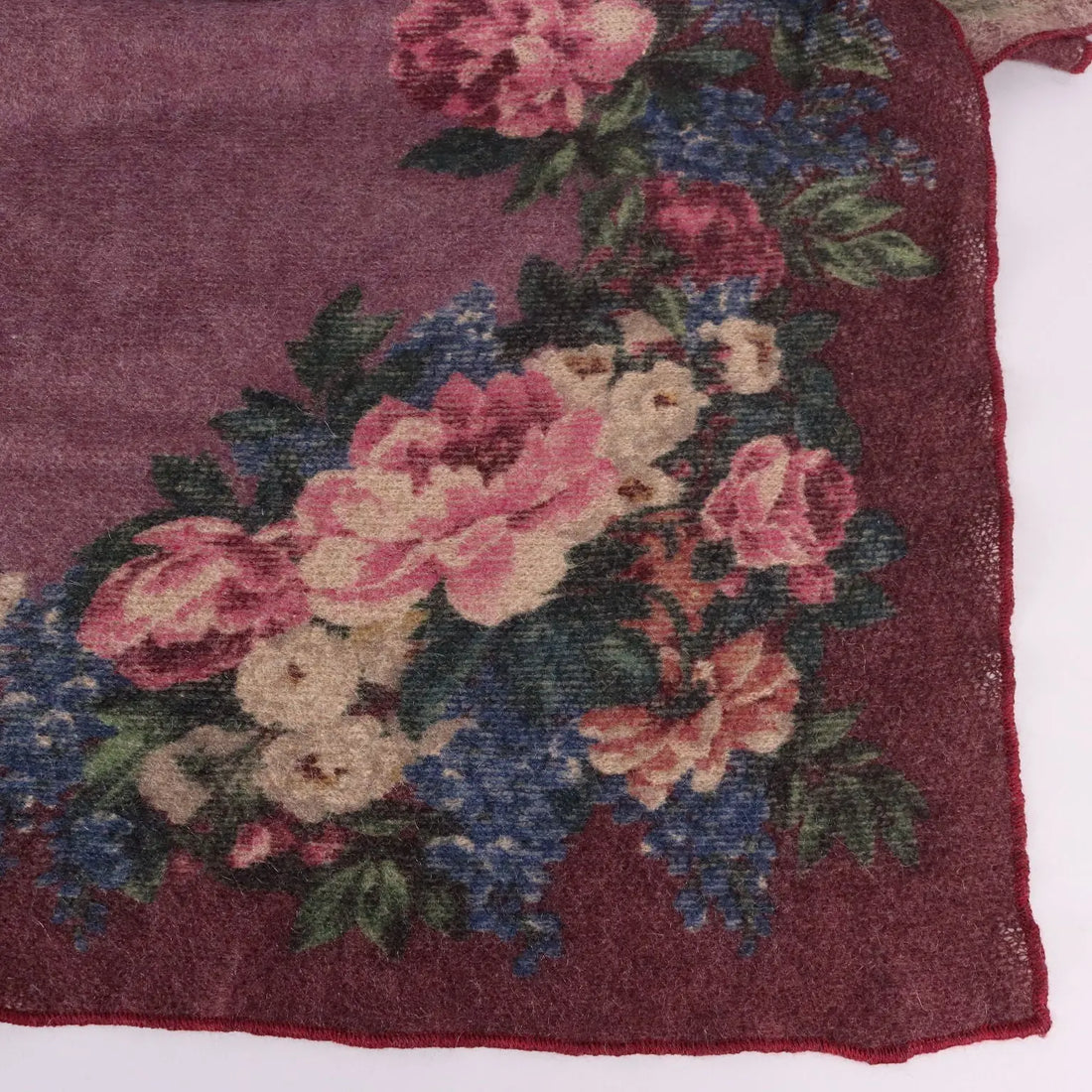 Saldarini Scarf Wool Second Hand Flower Pattern Italy | Clothing & House Linens | Second hand