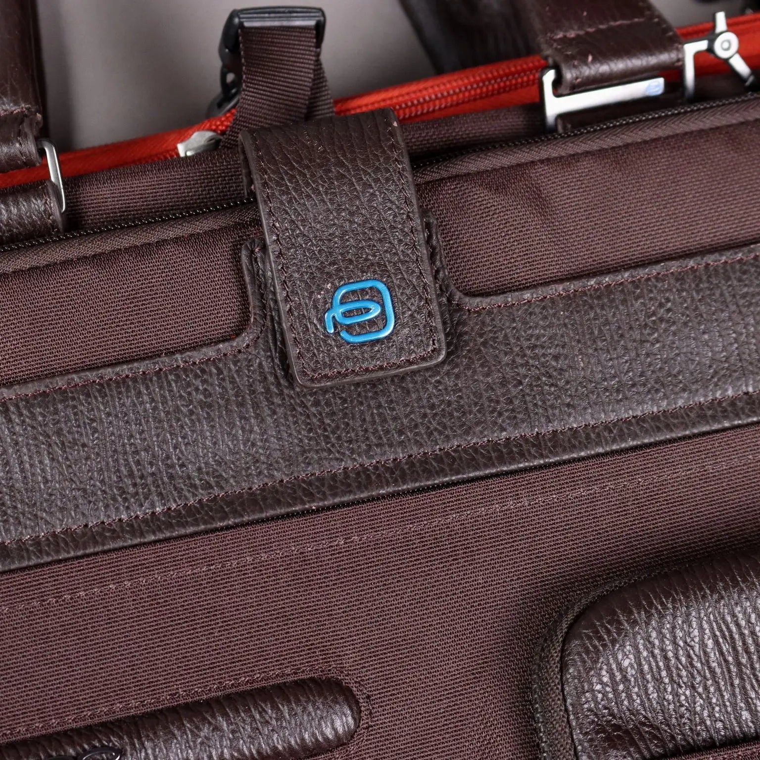 Piquadro Travel Bag Second Hand Fabric Leather Italy - Fabric and Leather | Clothing & House Linens | Second hand