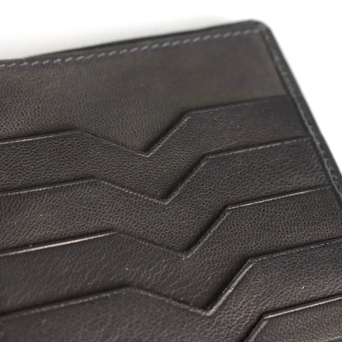 Valextra Wallet Second Hand Genuine Leather 12 Pockets Italy - Genuine Leather | Clothing & House Linens | Second hand