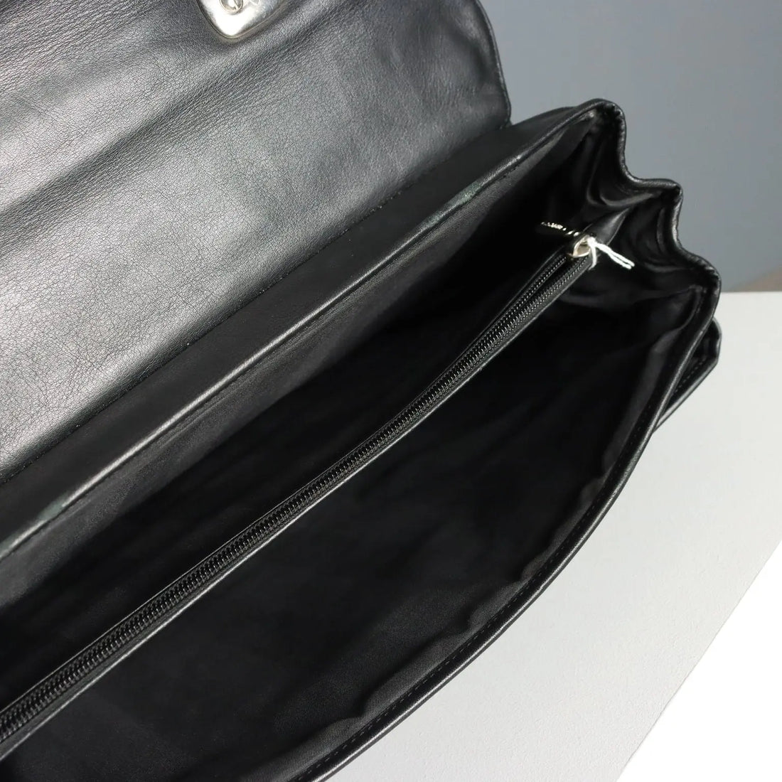 Bric's Briefcase Genuine Leather Second Hand Compartments Italy - Genuine Leather | Clothing & House Linens | Second hand