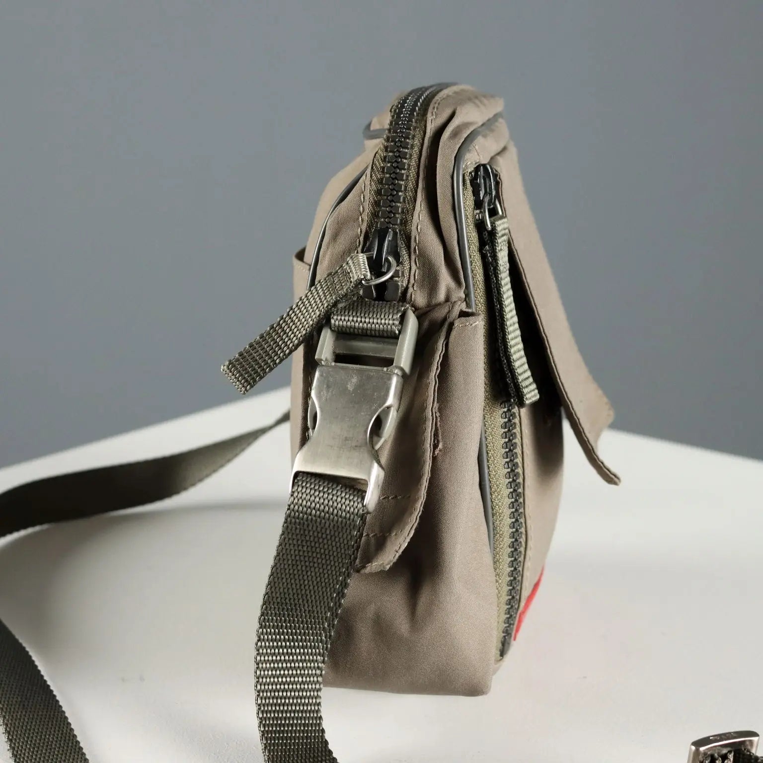 Prada Shoulder Bag Nylon Green Italy Second Hand | Clothing & House Linens | Second hand