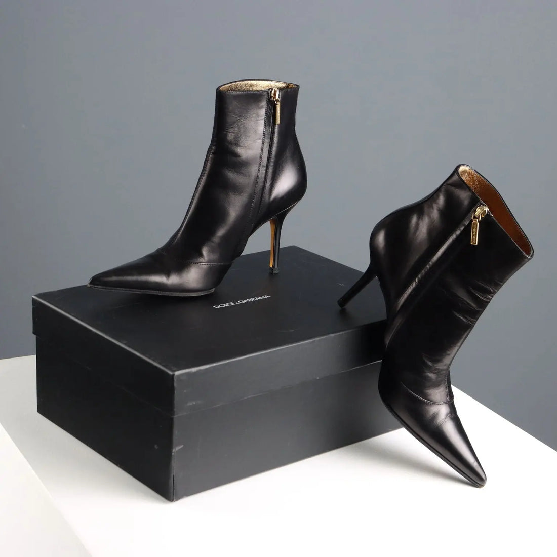 Dolce & Gabbana Ankle Boots Leather UK Size 4.5 Italy Second Hand - UK Size 4.5 | Clothing & House Linens | Second hand