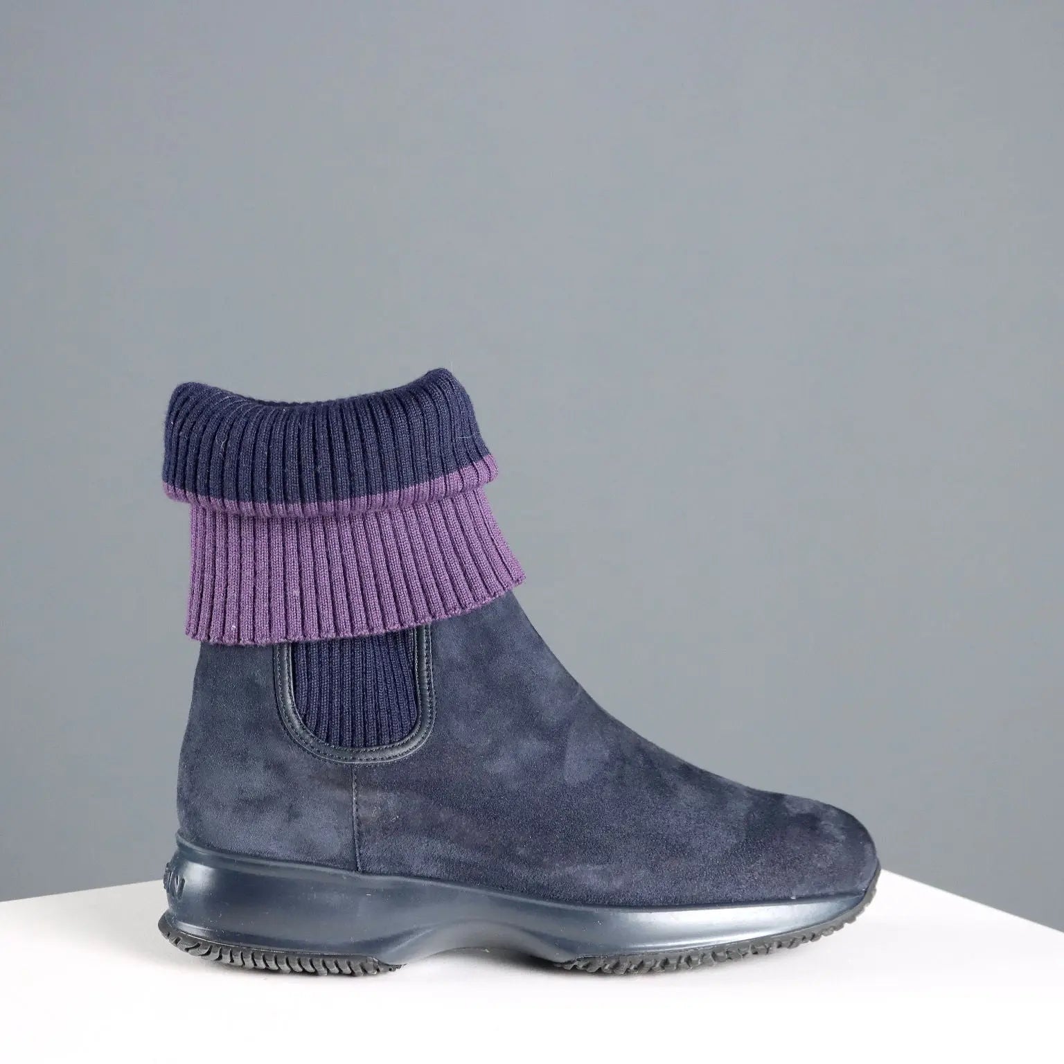 Hogan Ankle Boots Suede Coloured UK Size 4 Italy Second Hand - UK Size 4 | Clothing & House Linens | Second hand