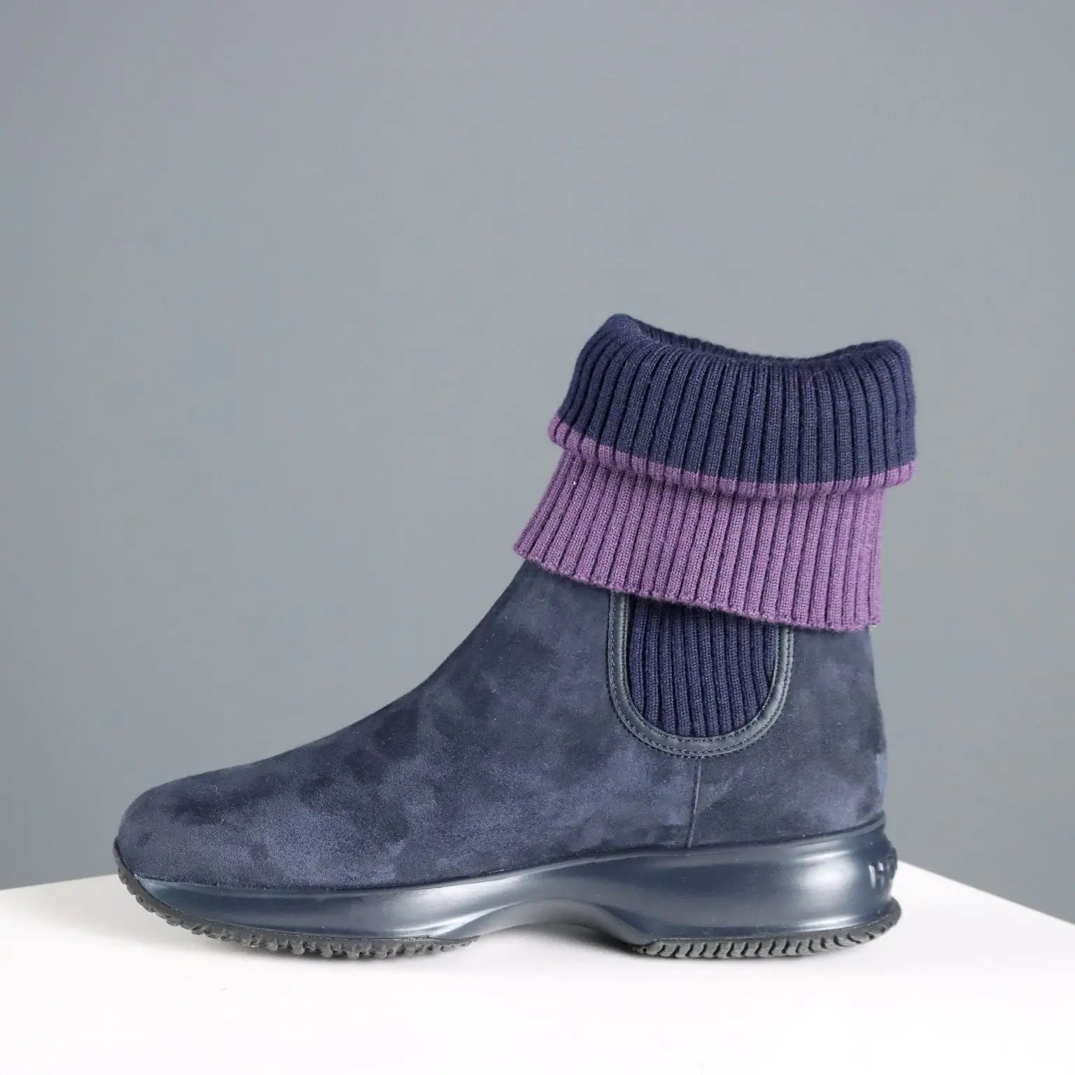 Hogan Ankle Boots Suede Coloured UK Size 4 Italy Second Hand - UK Size 4 | Clothing & House Linens | Second hand