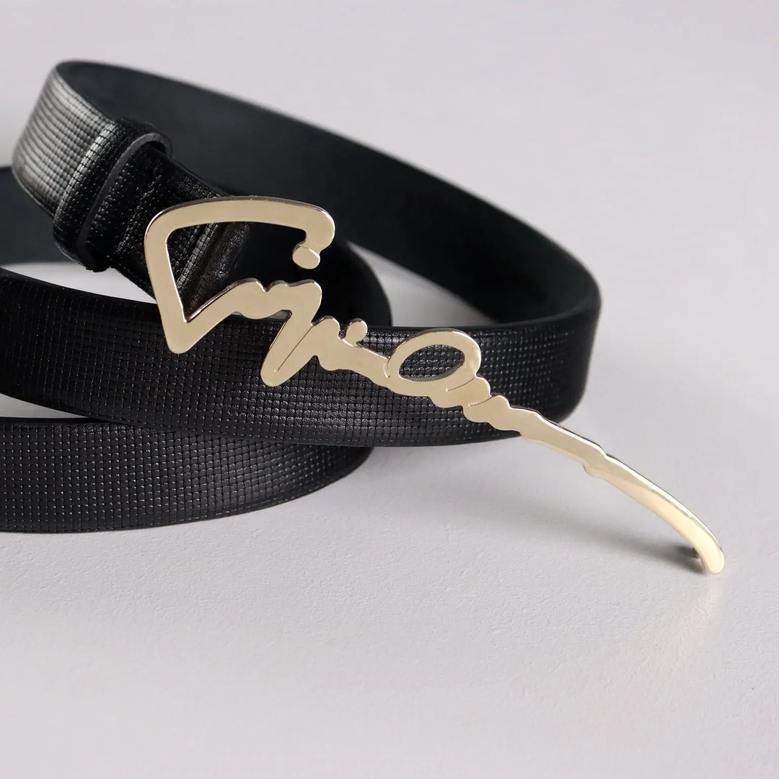 Giorgio Armani Belt Genuine Leather Metal Buckle Italy Second Hand - Genuine Leather | Clothing & House Linens | Second hand