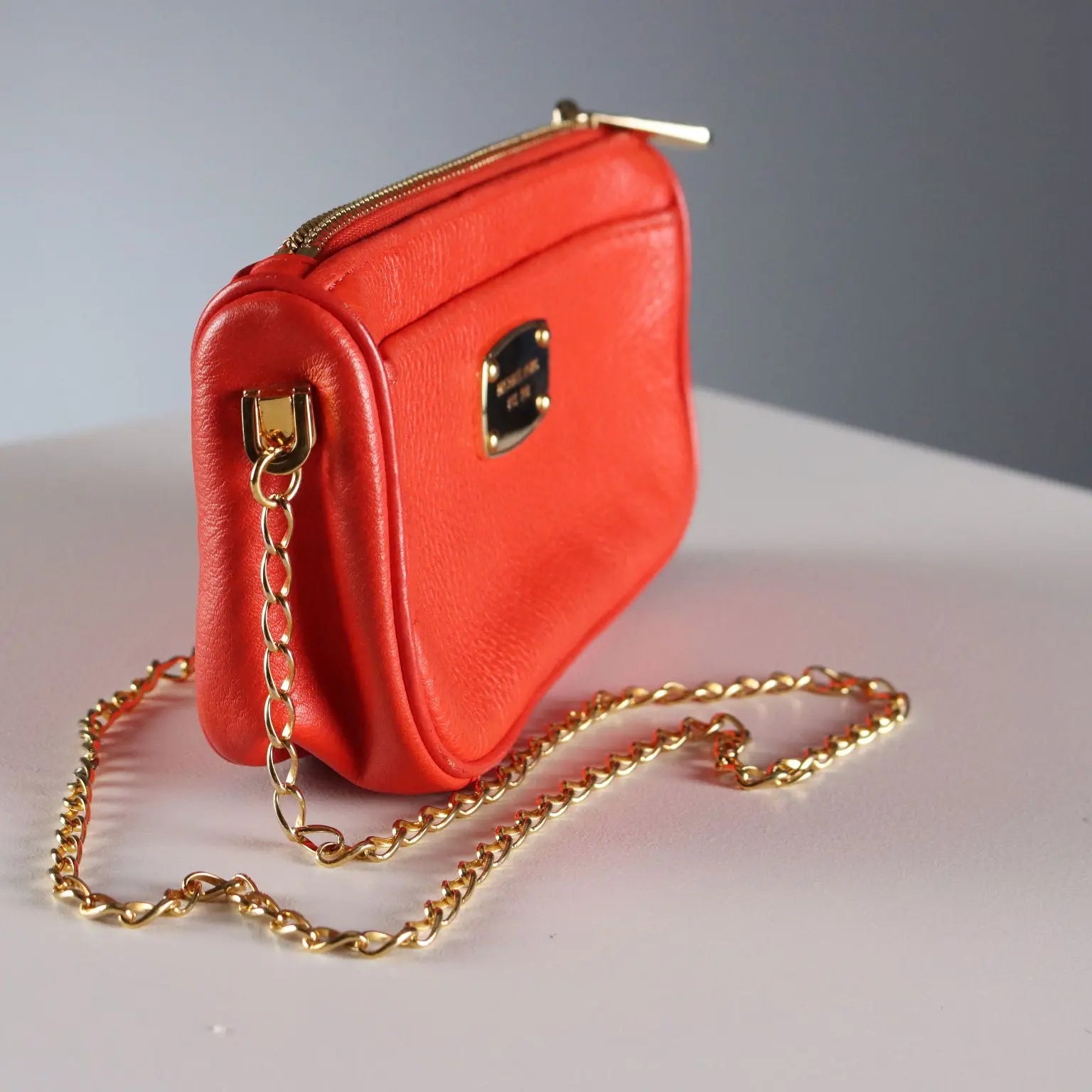 Michael Kors Minibag Red Genuine Leather Second Hand - Genuine Leather | Clothing & House Linens | Second hand