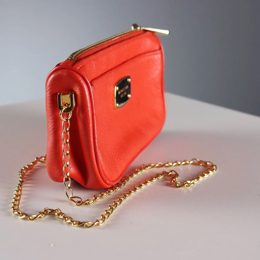Michael Kors Minibag Red Genuine Leather Second Hand - Genuine Leather | Clothing & House Linens | Second hand