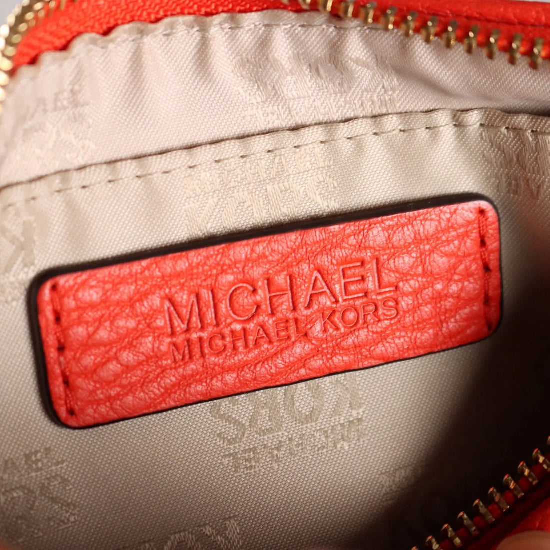 Michael Kors Minibag Red Genuine Leather Second Hand - Genuine Leather | Clothing & House Linens | Second hand