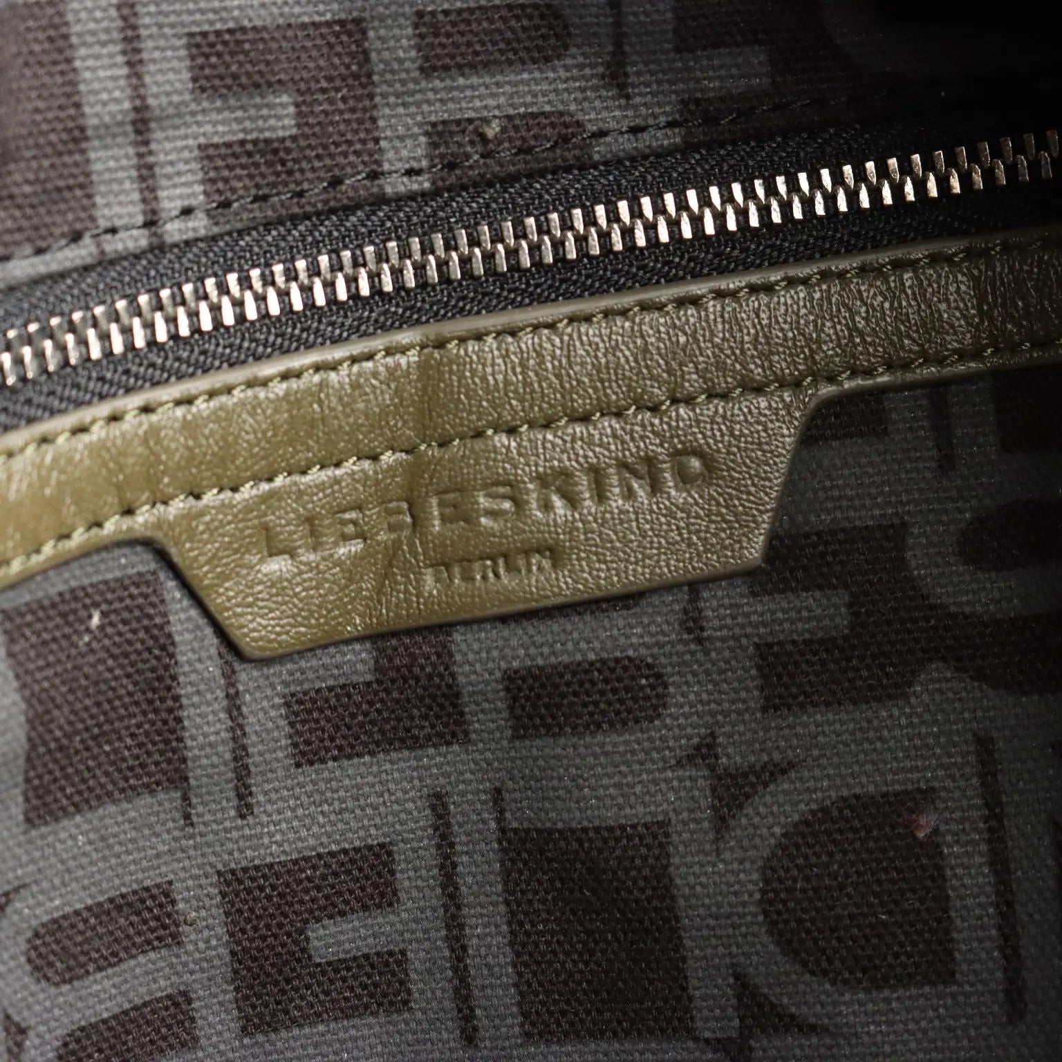 Liebeskind Shoulder Bag Genuine Leather Olive Green Second Hand - Genuine Leather | Clothing & House Linens | Second hand