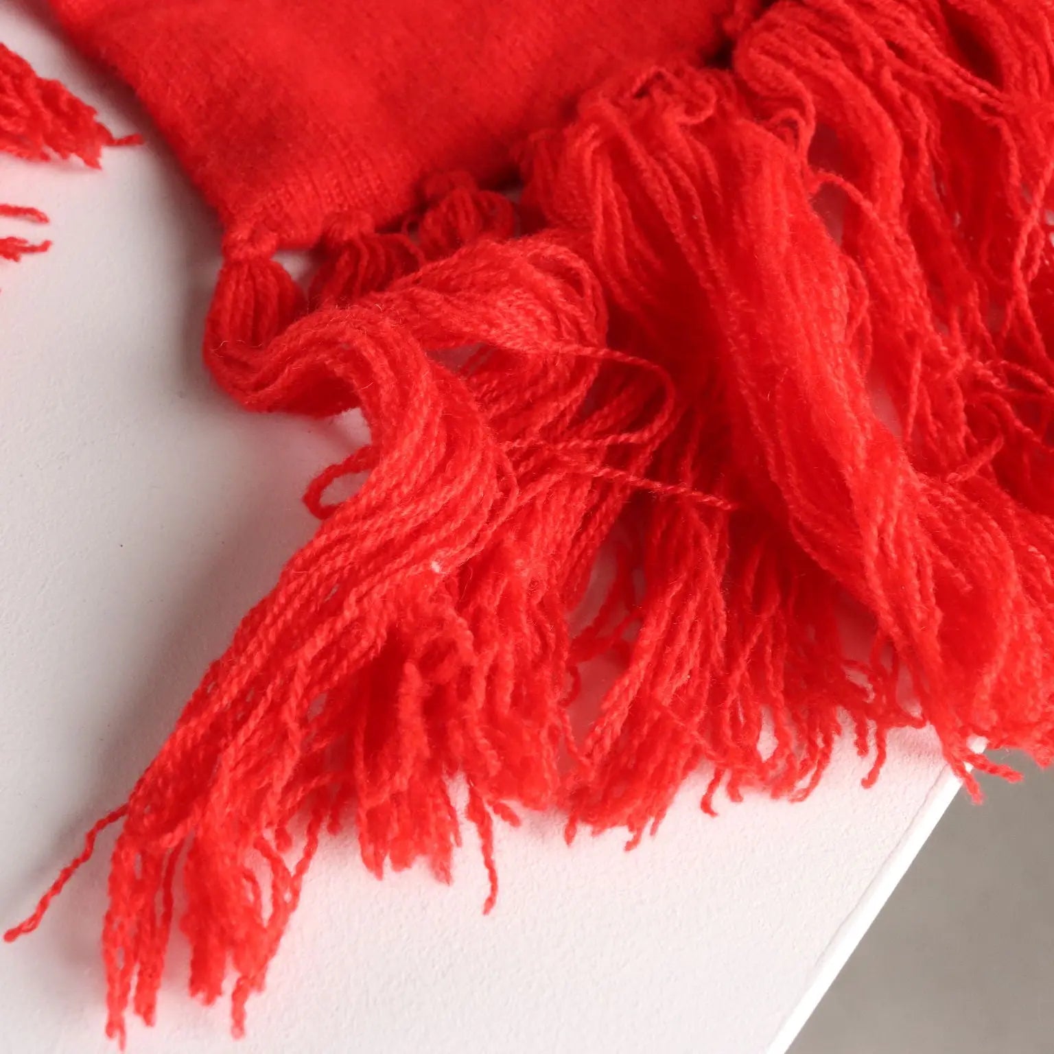 Mila Schön Cashmere Scarf Fabric Second Hand | Clothing & House Linens  Second hand