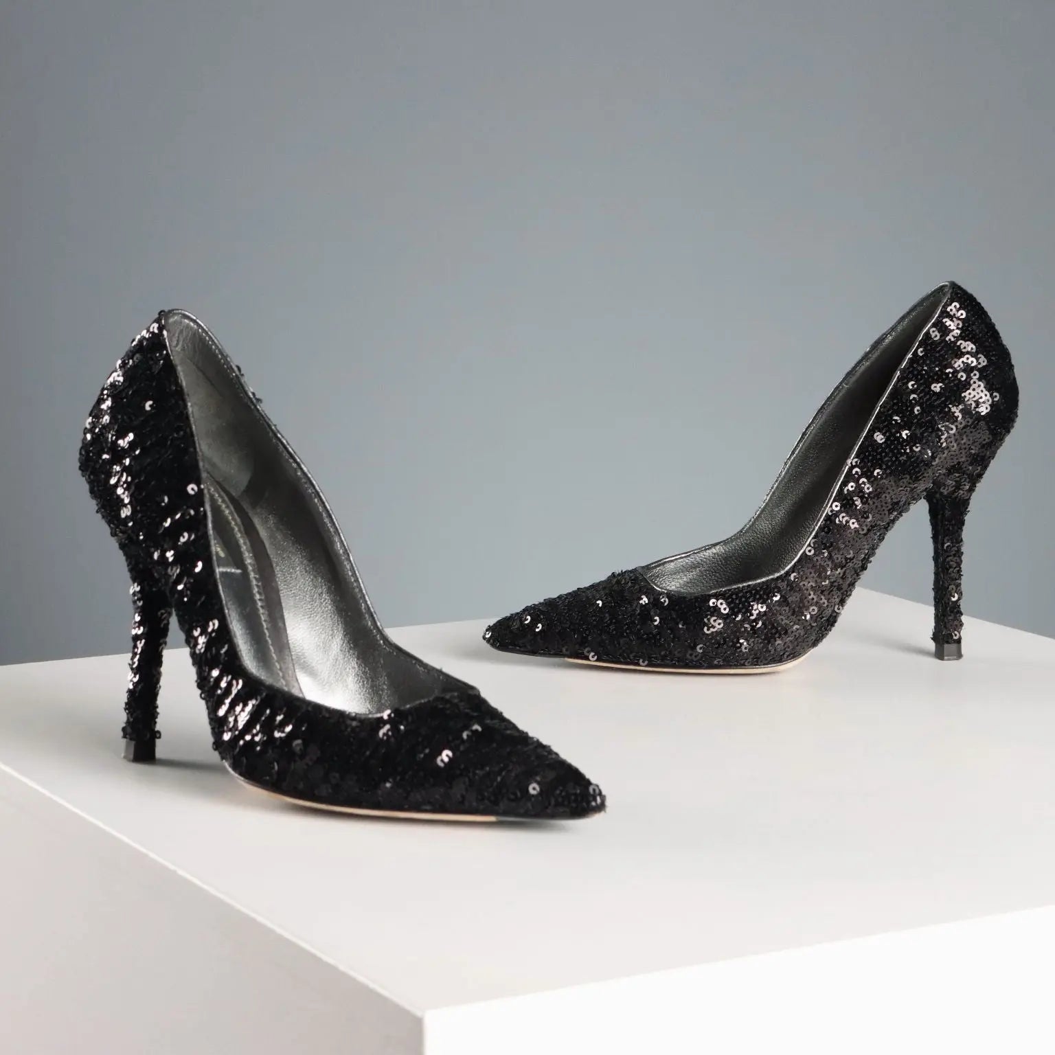 Dolce & Gabbana Sequin Pumps UK Size 4 Second Hand - UK Size 4 | Clothing & House Linens | Second hand