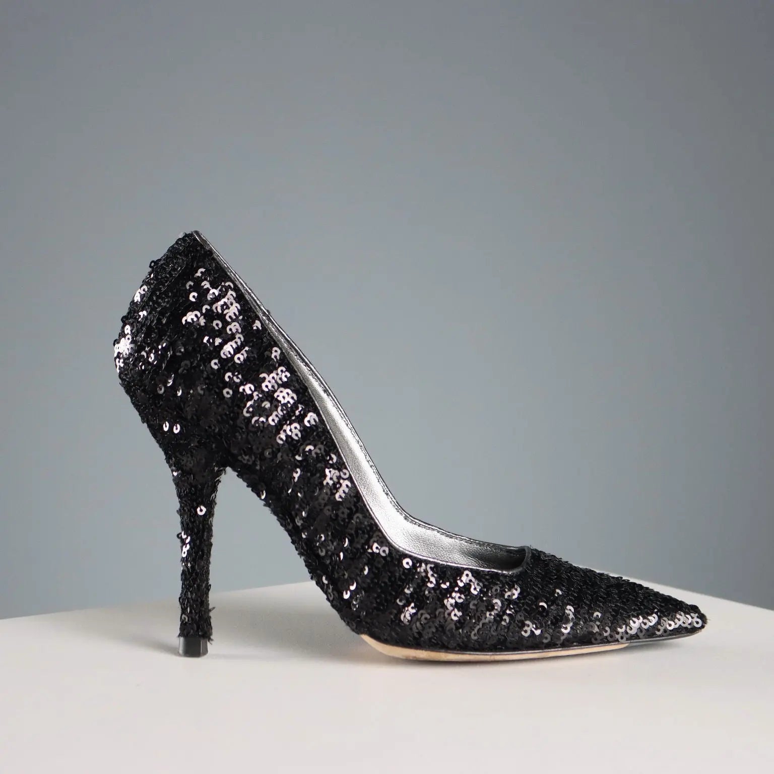 Dolce & Gabbana Sequin Pumps UK Size 4 Second Hand - UK Size 4 | Clothing & House Linens | Second hand