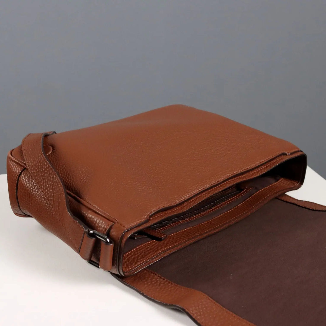 Michael Kors Briefcase Genuine Leather United States Second Hand - Genuine Leather | Clothing & House Linens | Second hand