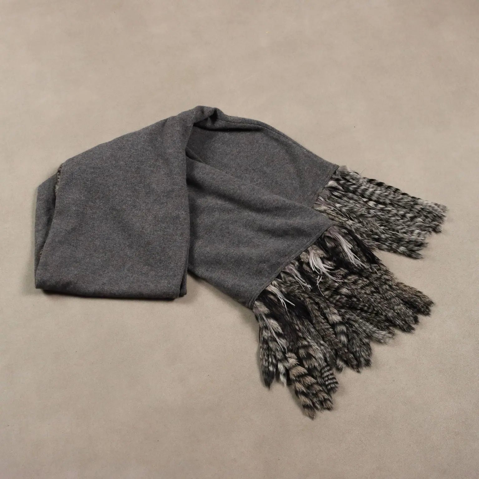 Della Rovere Shrug Pure Cashmere Second Hand Italy - Pure Cashmere | Clothing & House Linens | Second hand