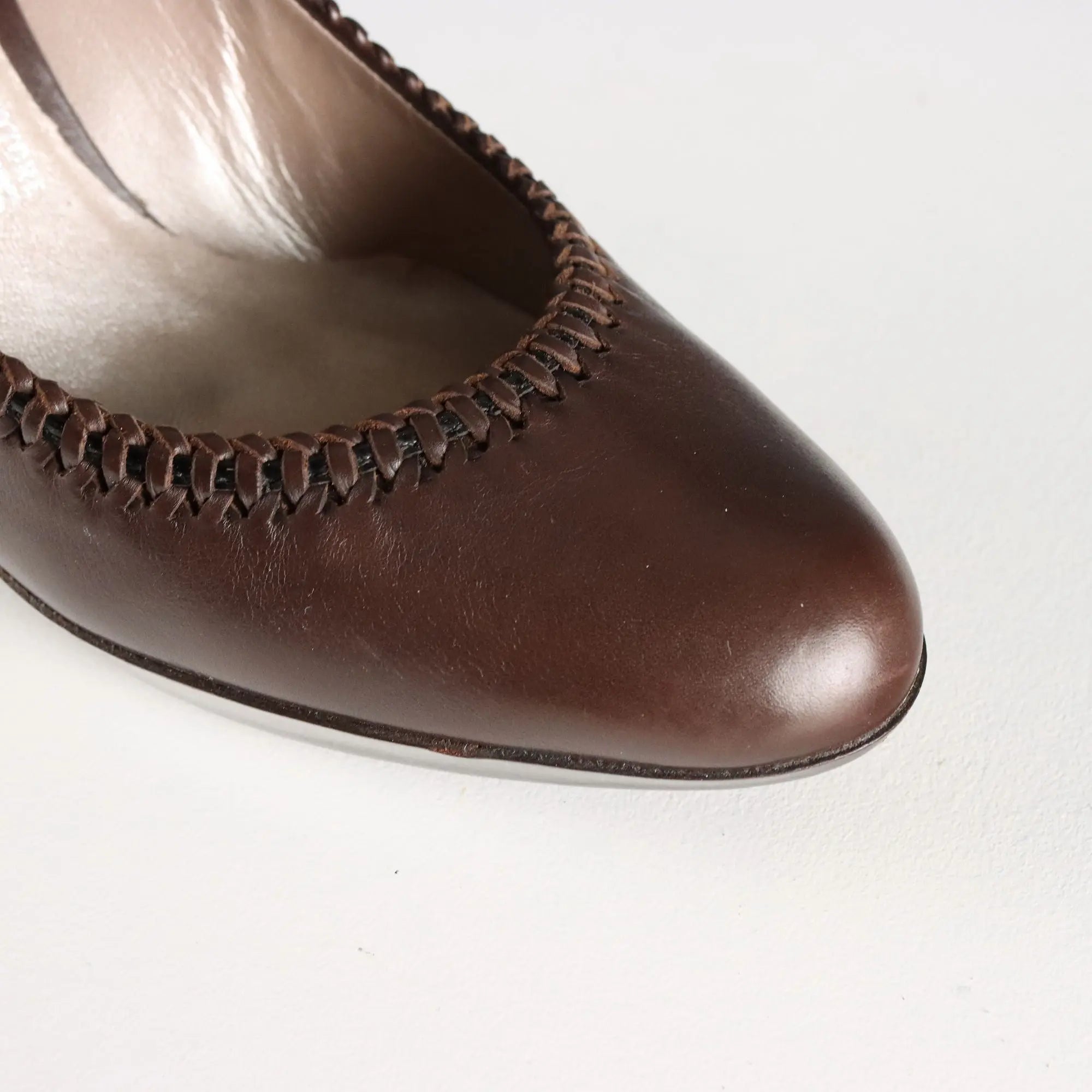 Ferragamo Dark Brown Leather Pumps UK Size 3,5 Second Hand