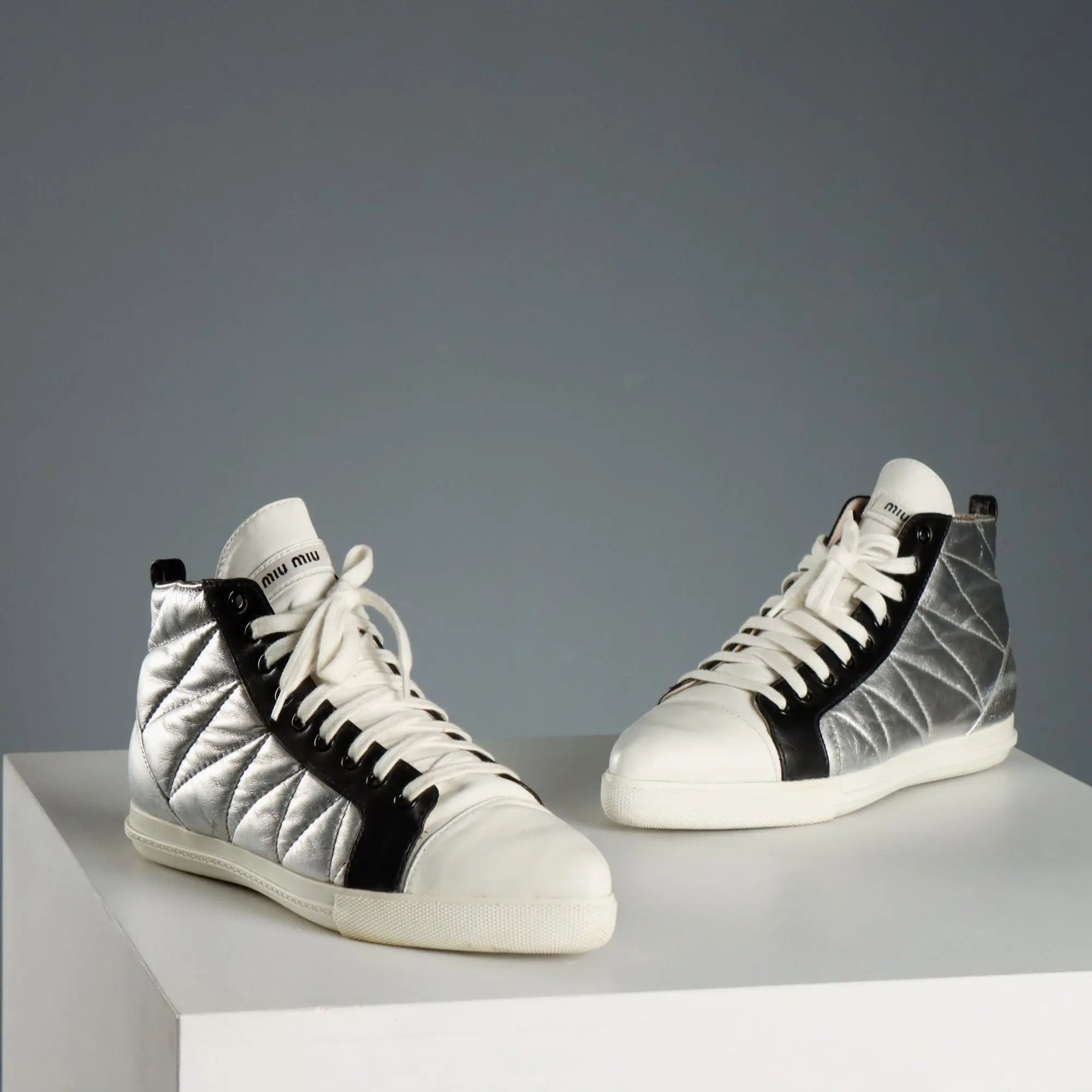 Miu Miu Sneakers Silvered Leather UK Size 6 Second Hand Italy