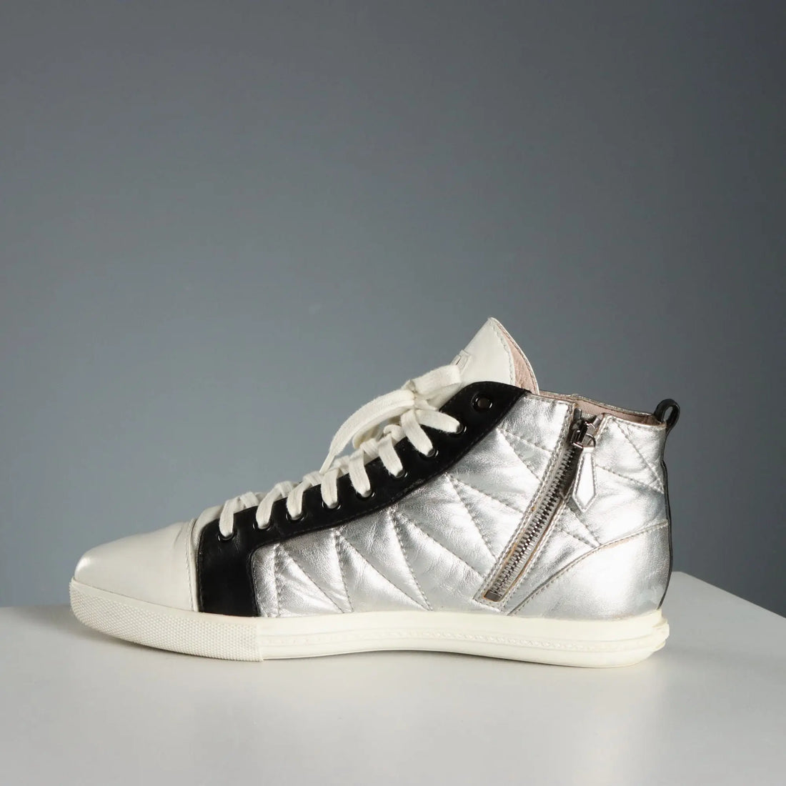 Miu Miu Sneakers Silvered Leather UK Size 6 Second Hand Italy
