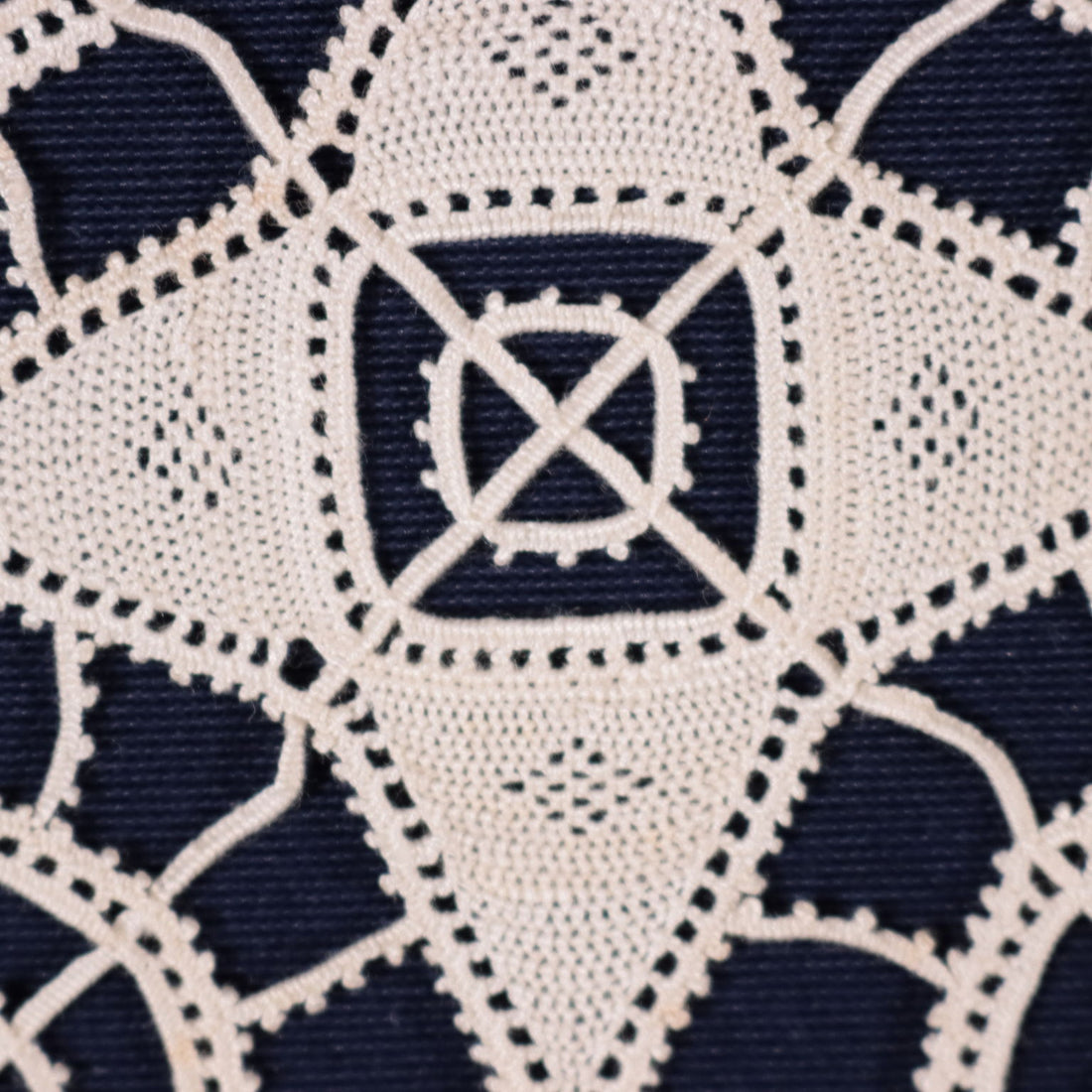 Quattro Inserti Antichi '900 Cotone in Punto Ago con Motivi Geometrici