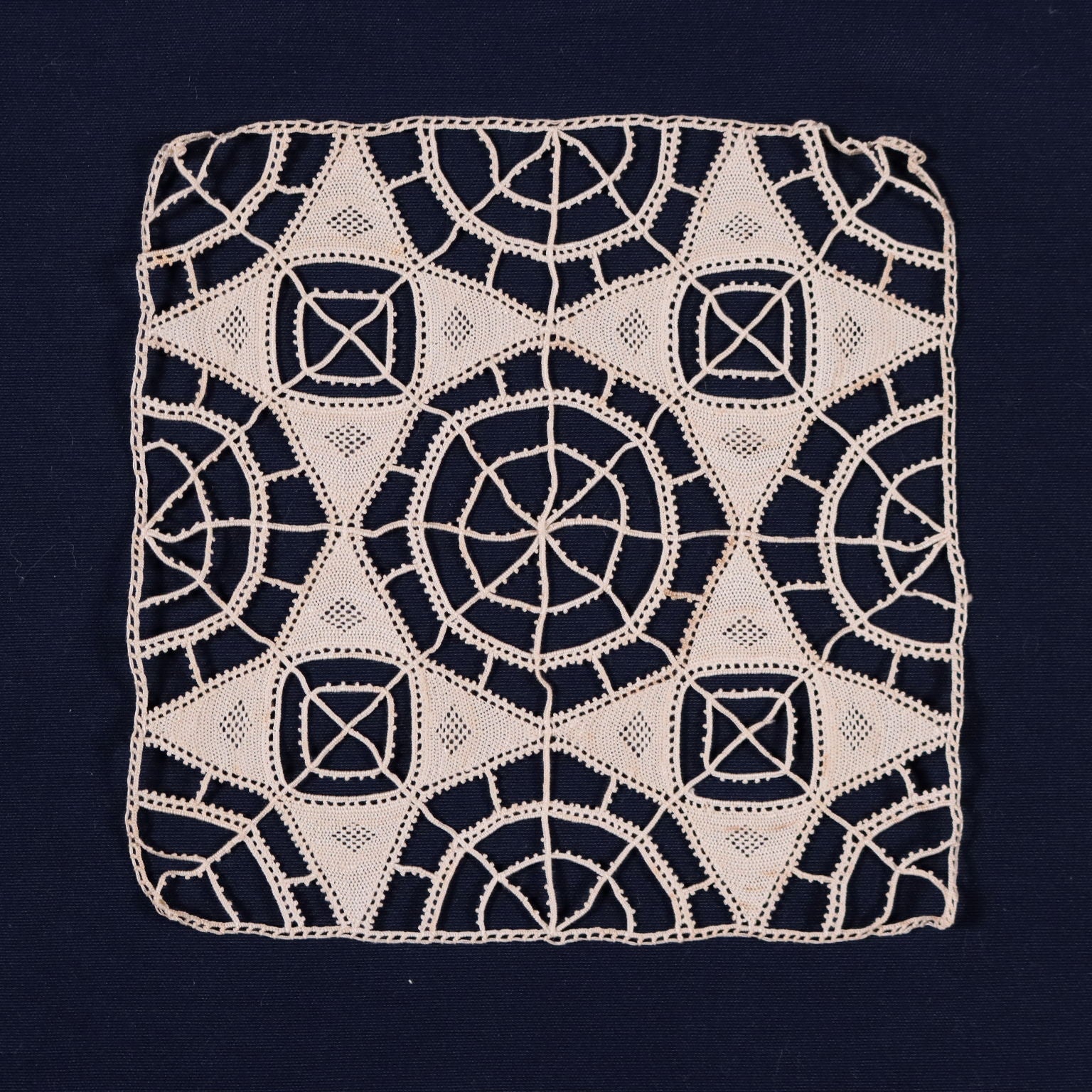  | Antiques  Antique House Linens