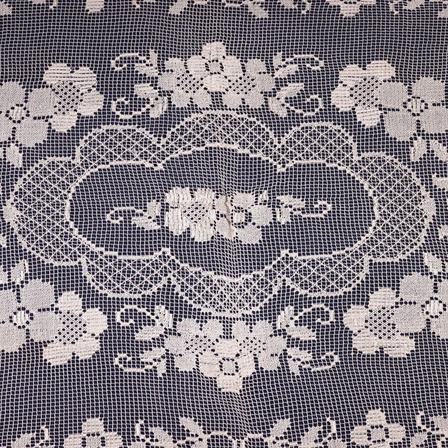 Filet Shawl Cotton Italy 20th Century | Clothing & House Linens | Antique House Linens