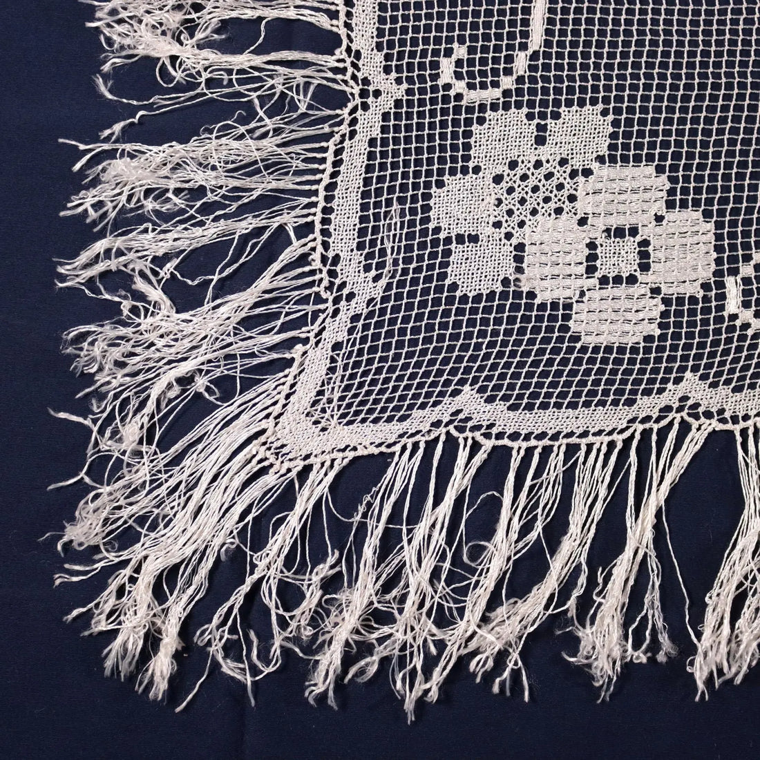 Filet Shawl Cotton Italy 20th Century | Clothing & House Linens | Antique House Linens