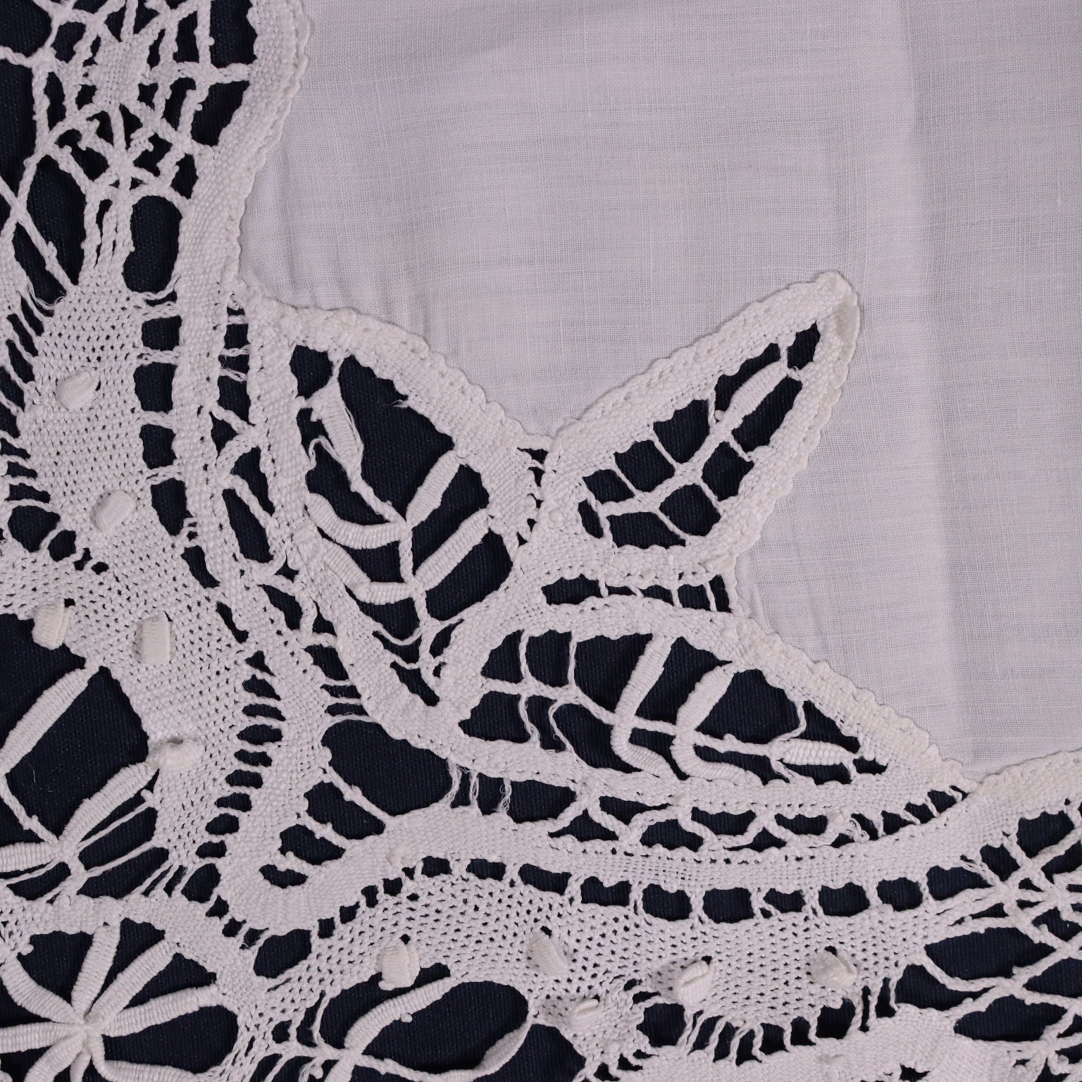  | Antiques  Antique House Linens