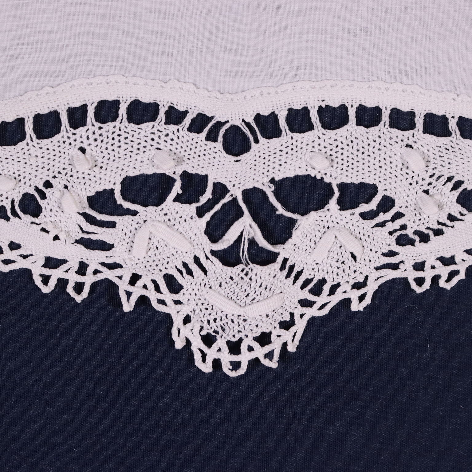  | Antiques  Antique House Linens