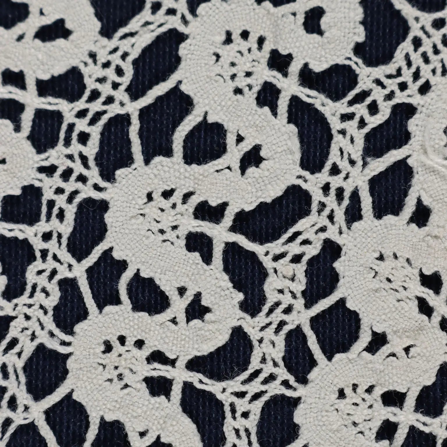 Oval Lace Doily Cotton Italy 20th Century | Clothing & House Linens  Antique House Linens