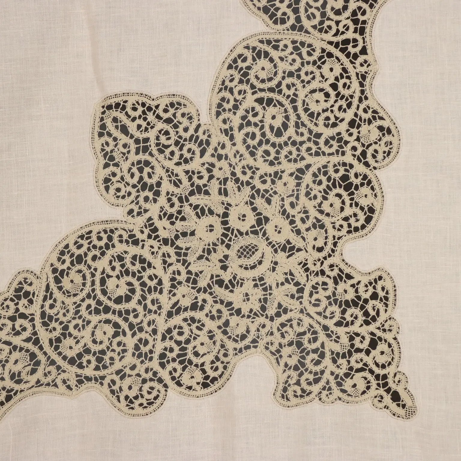 Tablecloth with 12 Napkins Cantù Lace Linen 112 x 72 In