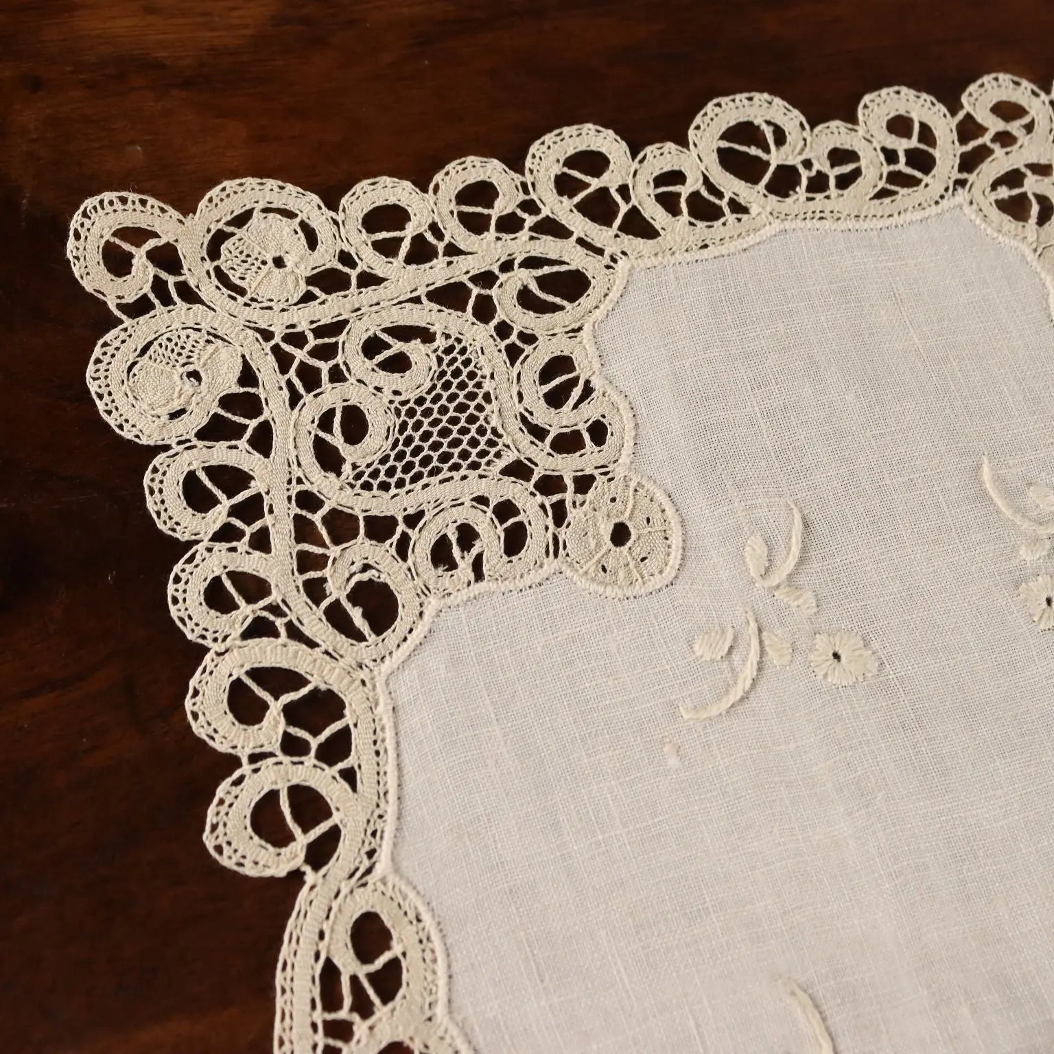 Tablecloth with 12 Napkins Cantù Lace Linen 112 x 72 In