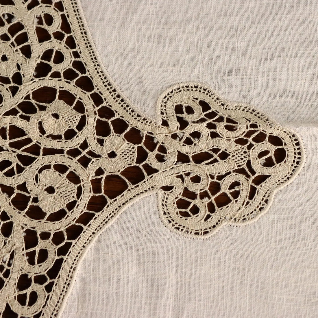 Tablecloth with 12 Napkins Cantù Lace Linen 112 x 72 In