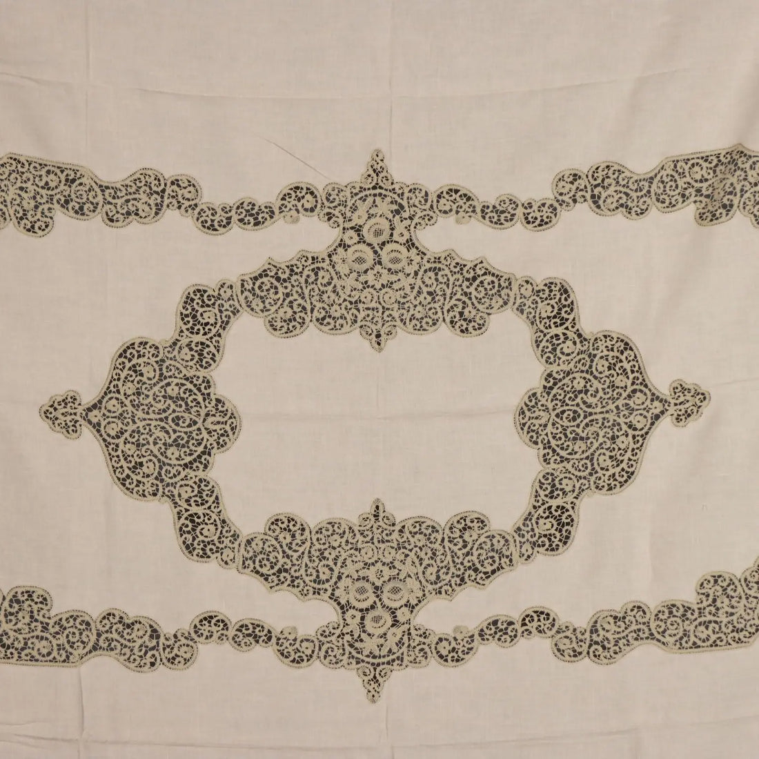 Tablecloth with 12 Napkins Cantù Lace Linen 112 x 72 In