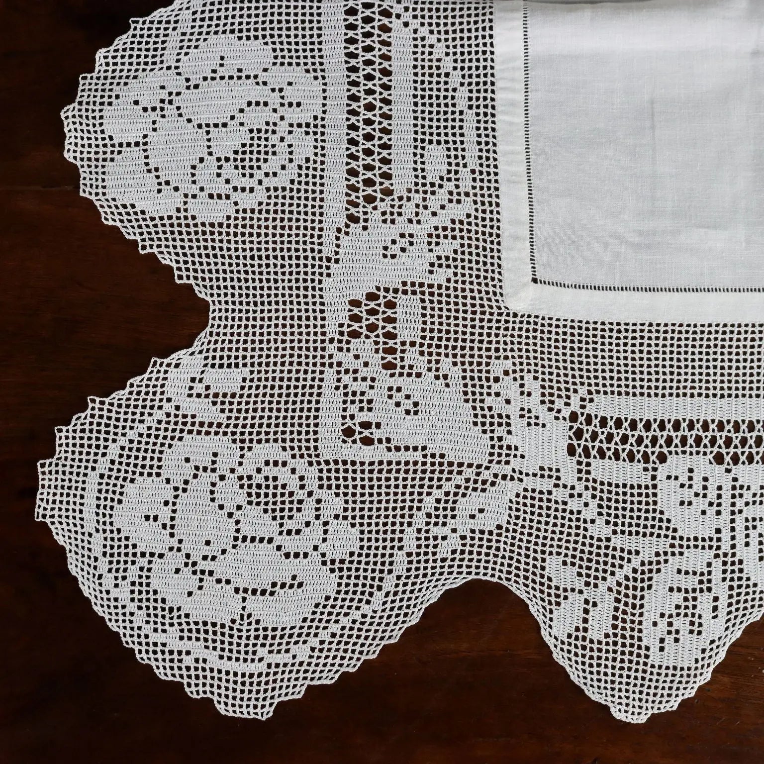 Antique Tablecloth Crochet Filet 6 Napkins Italy XX Century | Clothing & House Linens | Antique House Linens