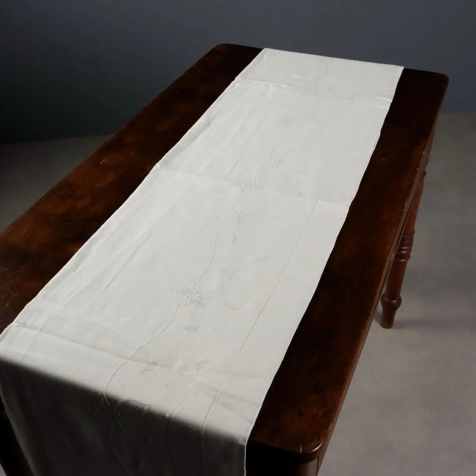 Double Bed Sheeth with 2 Pillowcases Second Hand Italy | Clothing & House Linens | Antique House Linens