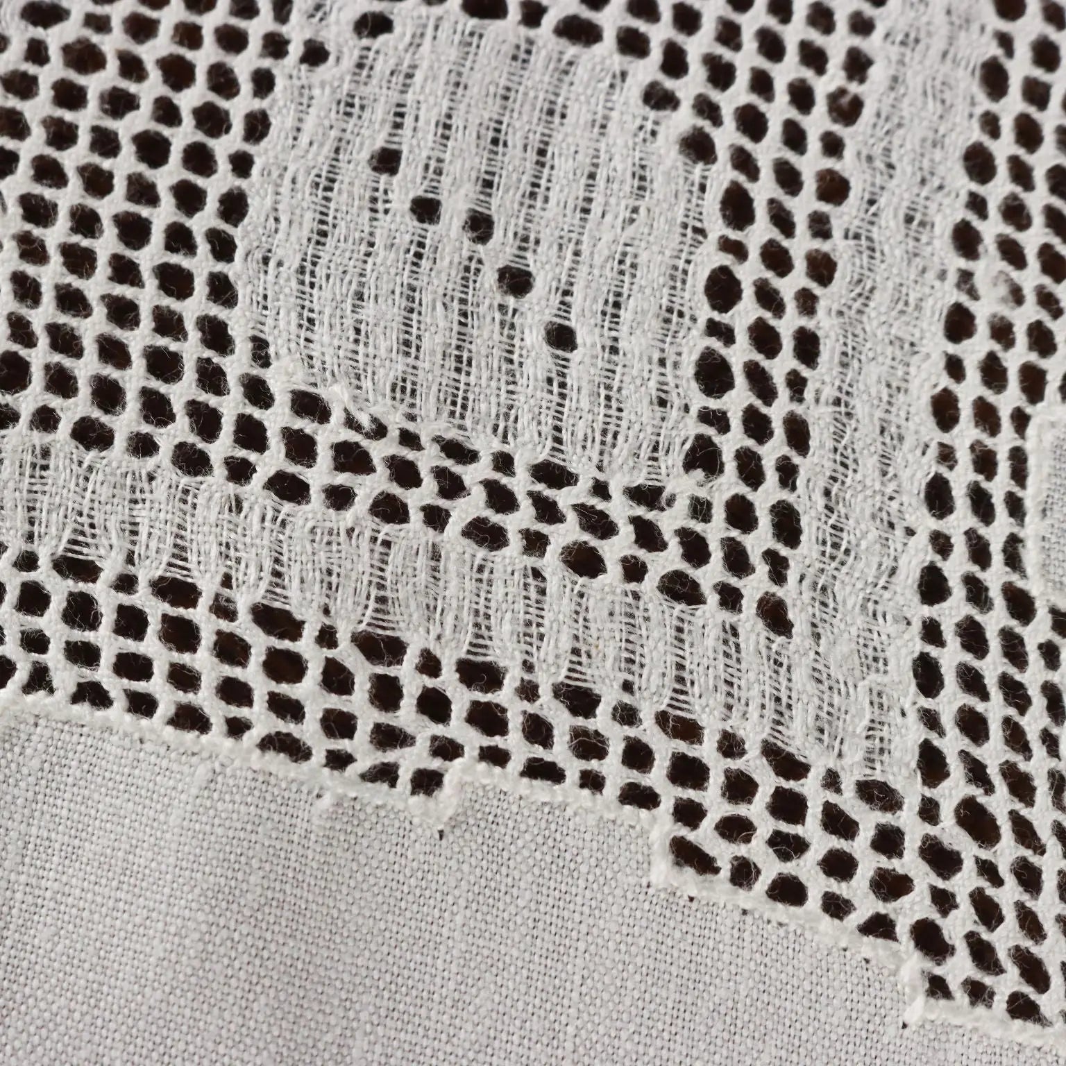 Double Bed Sheeth Linen with 2 Pillowcases Italy Second Hand - Italy, XX Century | Clothing & House Linens | Antique House Linens