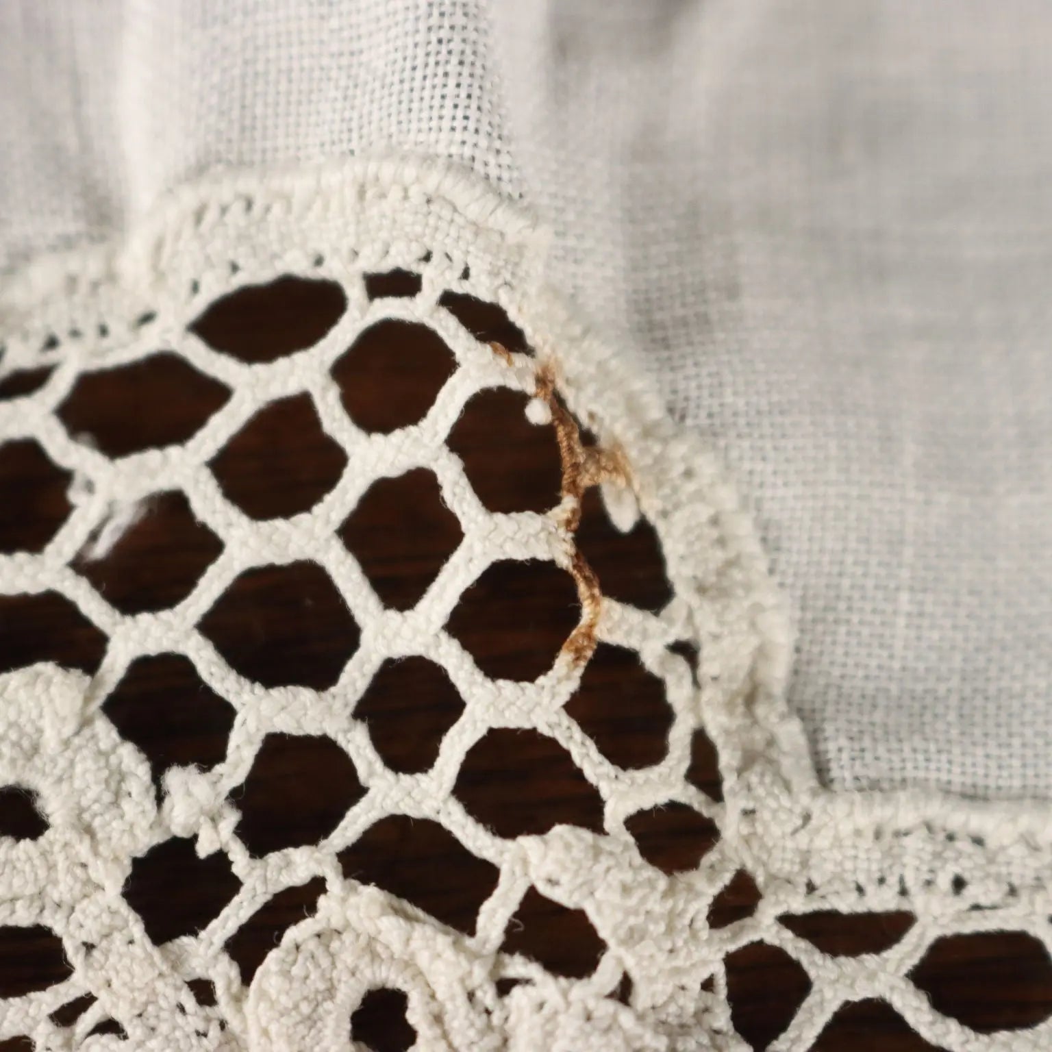 Linen Tablecloth Cantù Lace Second Hand Italy | Clothing & House Linens | Antique House Linens