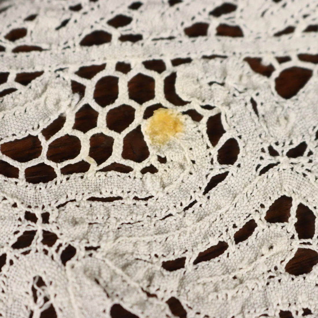 Linen Tablecloth Cantù Lace Second Hand Italy | Clothing & House Linens | Antique House Linens