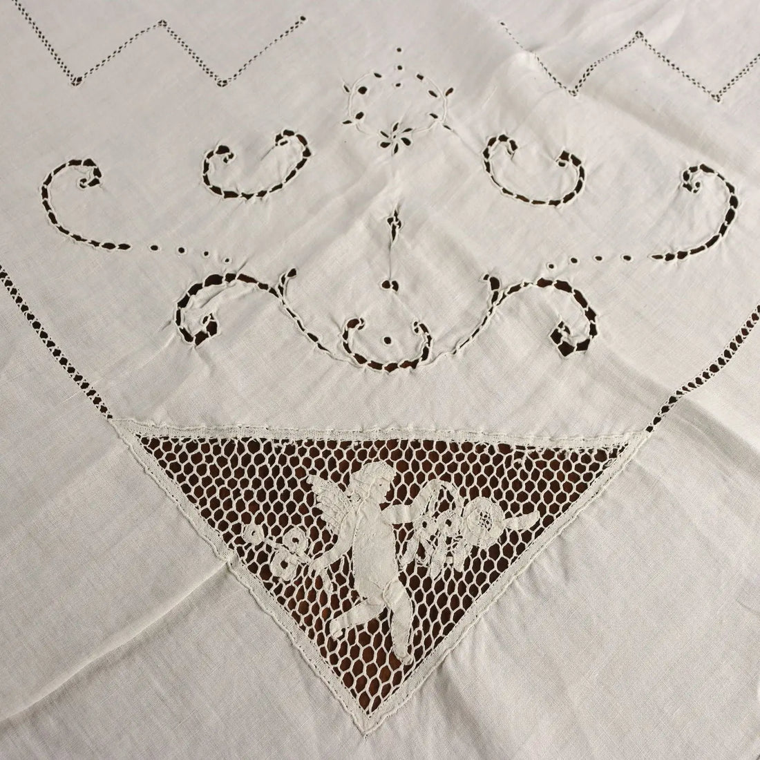 Linen Tablecloth Cantù Lace Second Hand Italy | Clothing & House Linens | Antique House Linens