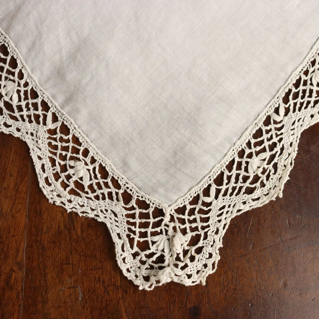 Linen Tablecloth Cantù Lace Second Hand Italy | Clothing & House Linens | Antique House Linens
