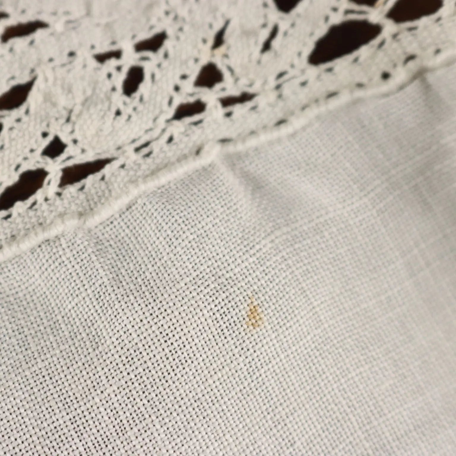 Linen Tablecloth Cantù Lace Second Hand Italy | Clothing & House Linens | Antique House Linens